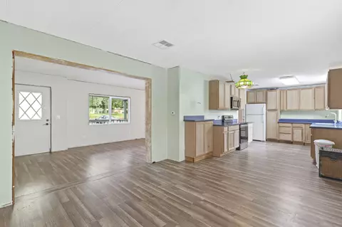 Undisclosed, Redding, CA 96003 photo 17