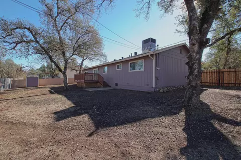 20380 Gibson Ct, Redding, CA 96002 photo 23