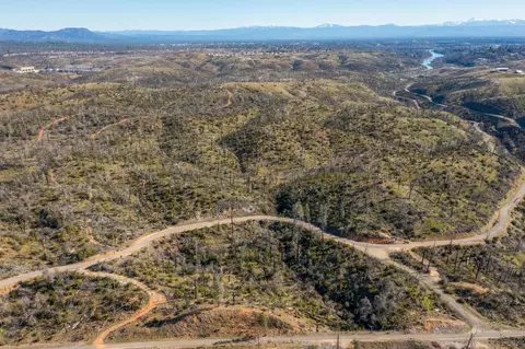 Middle Creek Rd, Redding, CA 96001
