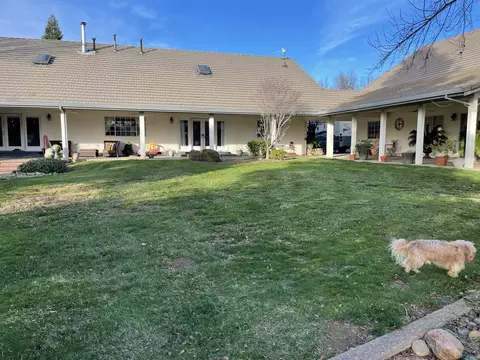 8183 Whispering Oaks Rd, Redding, CA 96002 photo 7