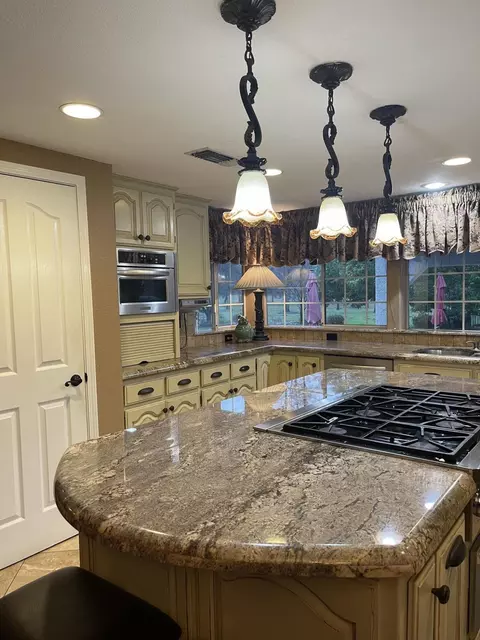 8183 Whispering Oaks Rd, Redding, CA 96002 photo 30