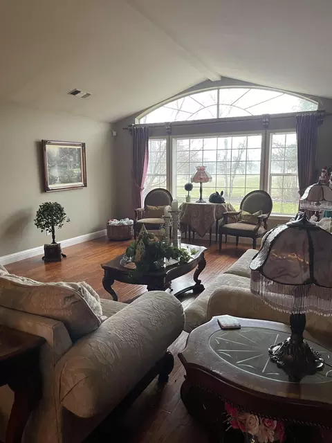 8183 Whispering Oaks Rd, Redding, CA 96002 photo 32