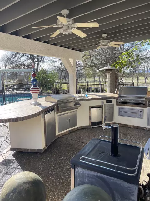 8183 Whispering Oaks Rd, Redding, CA 96002 photo 19