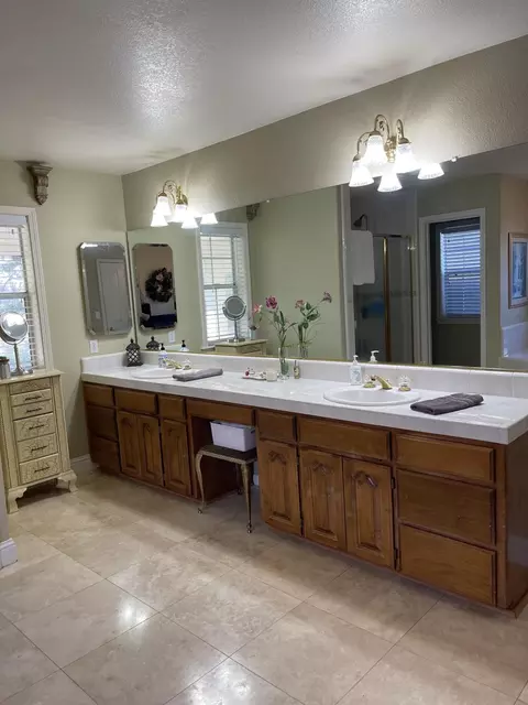 8183 Whispering Oaks Rd, Redding, CA 96002 photo 41