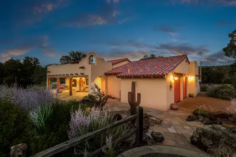 12764 Oak Run Rd, Oak Run, CA 96069