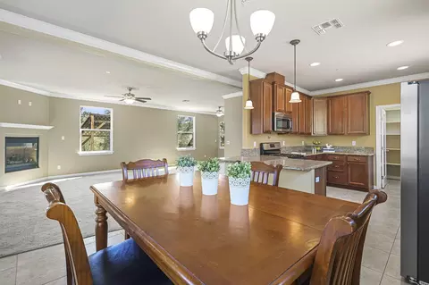 715 Bodenhamer Blvd, Redding, CA 96003 photo 9