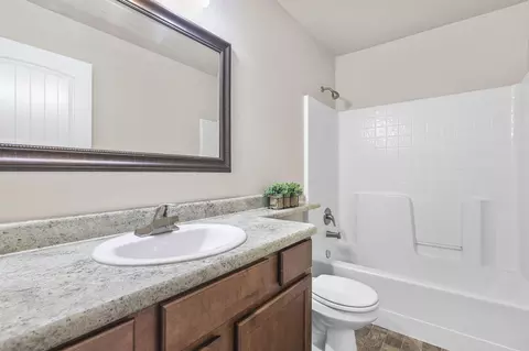 715 Bodenhamer Blvd, Redding, CA 96003 photo 21