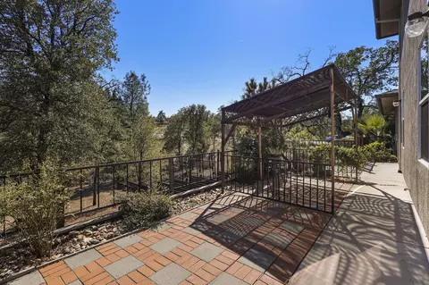 715 Bodenhamer Blvd, Redding, CA 96003 photo 31