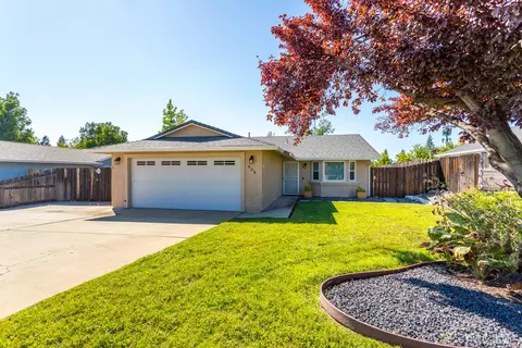 808 Springer Dr, Redding, CA 96003 photo 23
