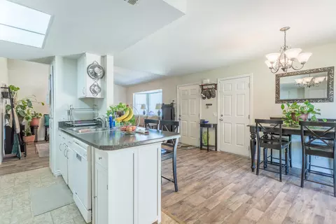 808 Springer Dr, Redding, CA 96003 photo 10