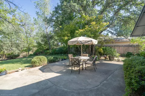 11537 Wales Ct, Redding, CA 96003 photo 31