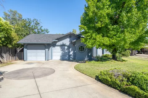 11537 Wales Ct, Redding, CA 96003 photo 5