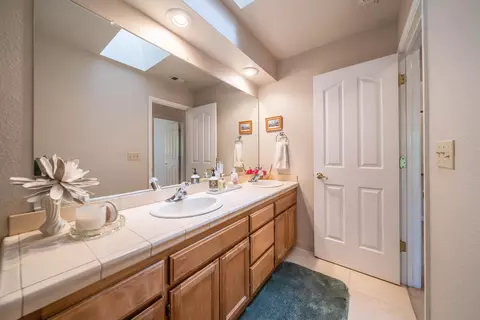 11537 Wales Ct, Redding, CA 96003 photo 25