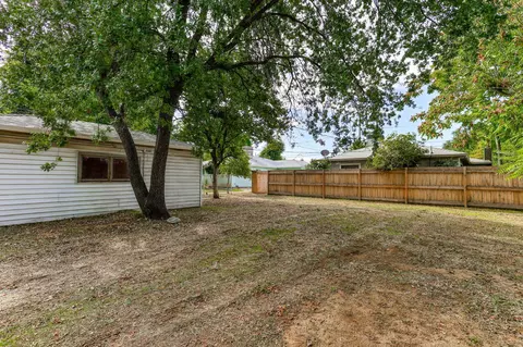 750 Locust St, Redding, CA 96001 photo 28