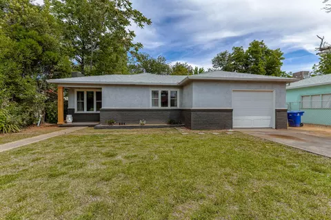 750 Locust St, Redding, CA 96001