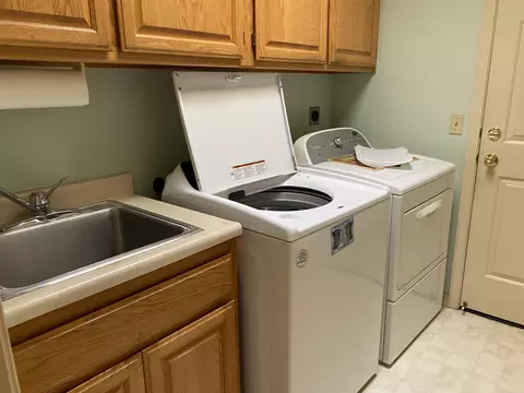 323 River Park Dr, Redding, CA 96003 photo 7
