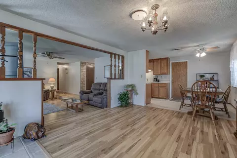 3305 Adams Ln, Redding, CA 96002 photo 13