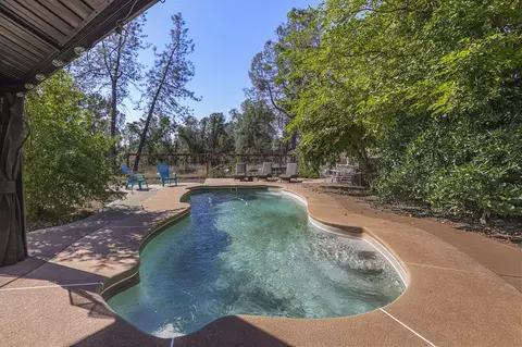 7271 Bohn Blvd, Anderson, CA 96007