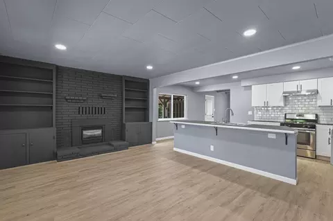 6260 Churn Crk Rd, Redding, CA 96002