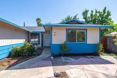 1071 Camelot Ct, Redding, CA 96003 photo 3