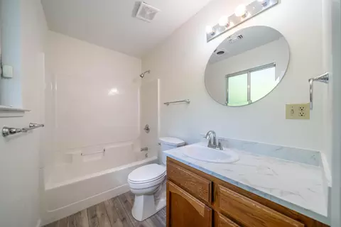 1071 Camelot Ct, Redding, CA 96003 photo 12