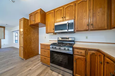 1071 Camelot Ct, Redding, CA 96003 photo 9