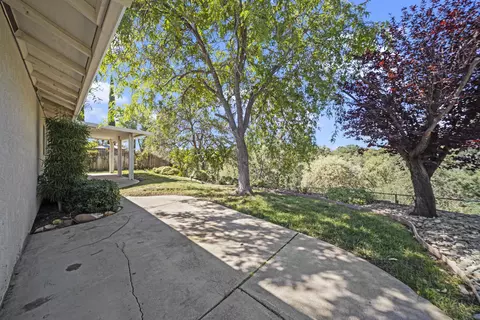 4464 Rose Terrace Dr, Redding, CA 96001 photo 12