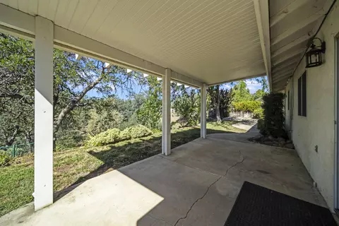 4464 Rose Terrace Dr, Redding, CA 96001 photo 11