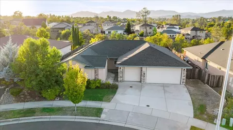 330 Stinson Loop, Redding, CA 96003