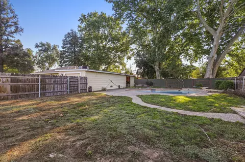 3372 Riverside Dr, Anderson, CA 96007 photo 21