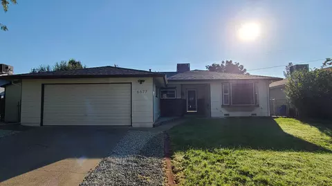 6677 Ferndale Dr, Redding, CA 96001 photo 2