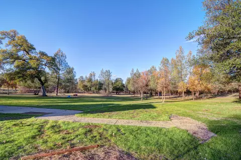 12124 Intermountain Rd, Redding, CA 96003 photo 11