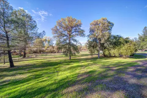 12124 Intermountain Rd, Redding, CA 96003 photo 37