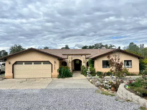 12124 Intermountain Rd, Redding, CA 96003 photo 2