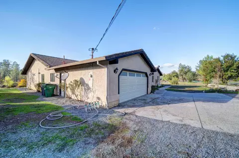 12124 Intermountain Rd, Redding, CA 96003 photo 3