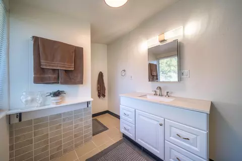 7027 Primrose Ln, Redding, CA 96002 photo 19