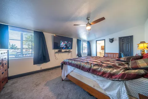 7027 Primrose Ln, Redding, CA 96002 photo 16