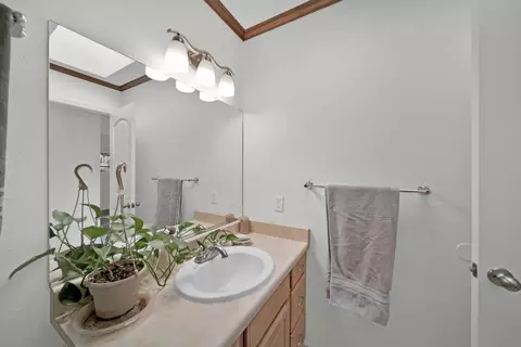 2660 Rainbow Ln, Redding, CA 96002 photo 15