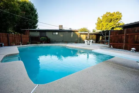 5591 Pleasant View Dr, Anderson, CA 96007 photo 4