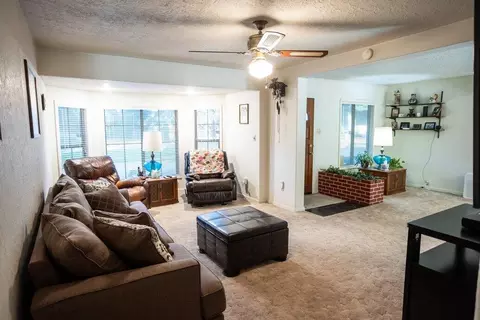 5591 Pleasant View Dr, Anderson, CA 96007 photo 5
