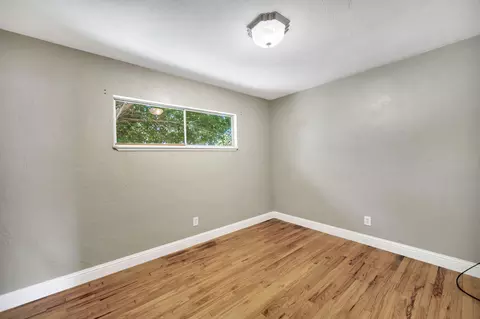 2739 Irwin Rd, Redding, CA 96002 photo 17