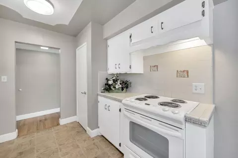 2739 Irwin Rd, Redding, CA 96002 photo 4