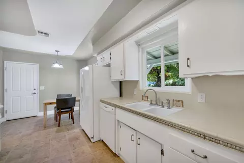2739 Irwin Rd, Redding, CA 96002 photo 27