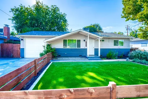 3572 Mercury Dr, Redding, CA 96002