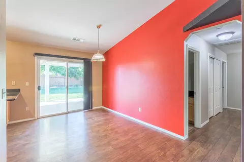 1652 Imperial Dr, Redding, CA 96003 photo 8