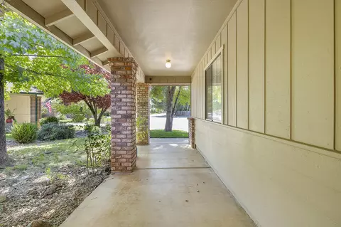 1997 Timbercreek Ct, Redding, CA 96002 photo 6