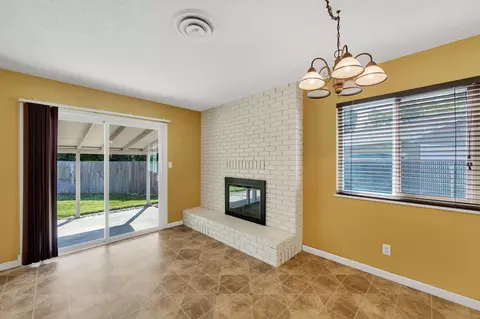 6471 Elmira Dr, Redding, CA 96001 photo 8