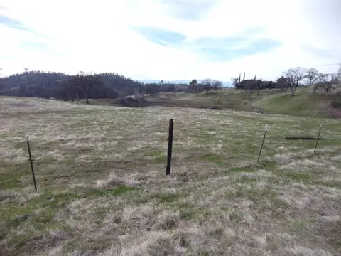 210-211 Perla Rd, Igo, CA 96047 photo 23