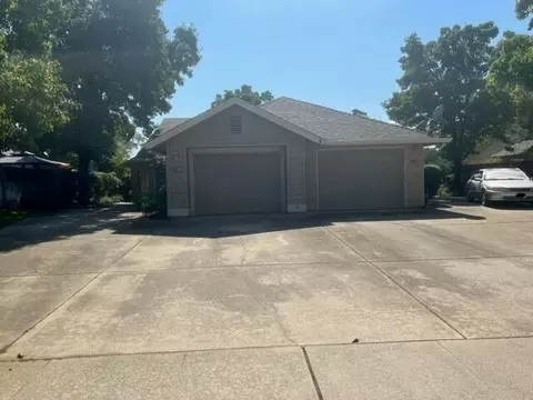 4451 Lynbrook Loop, Redding, CA 96003 photo 2