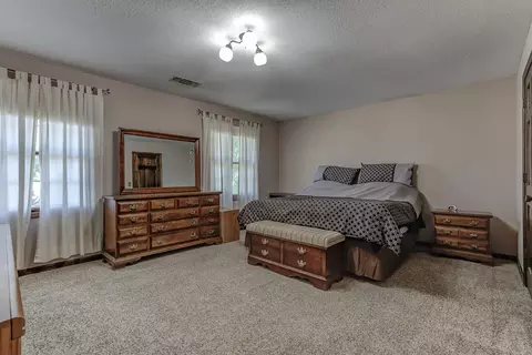 Bedroom - 1969 Cirrus St, Redding, CA 96002 photo 5 of 6